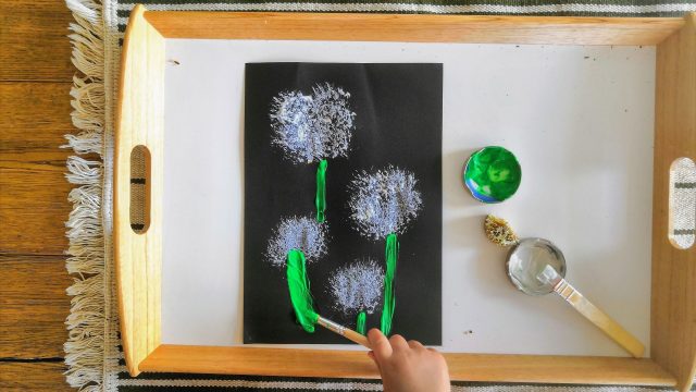 Pusteblumenbild – Drucken mit trockenen Distelblüten
