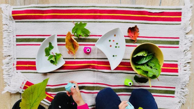 4 einfache Beschäftigungsideen mit Blättern