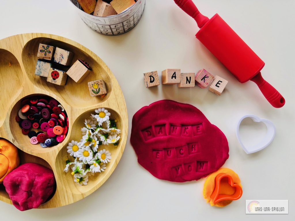 Knete kann auch bestempelt werden