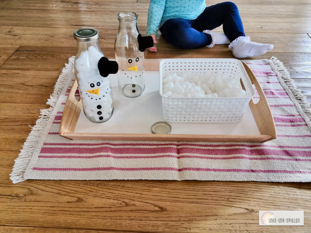 Hier sehr ihr die upcycling Schneemänner zum Befüllen