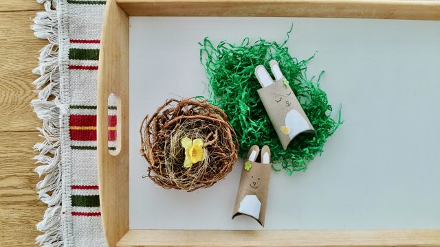 Osterhase aus Klopapierrollen – Oster – Mitbringsel