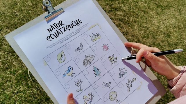 Natur Schatzsuche – Achtsamkeit & Spaß im Freien