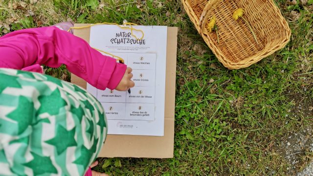 Natur Schatzsuche – mit Begeisterung nach draußen