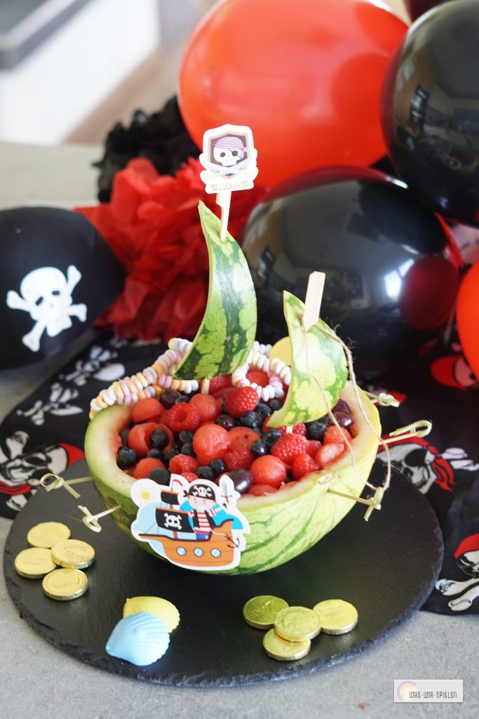 Wassermelonenschiff ganz einfach selber machen