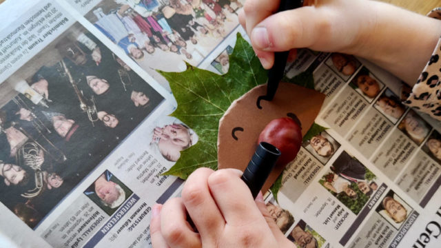 DIY Igel aus Blätter und Kastanien
