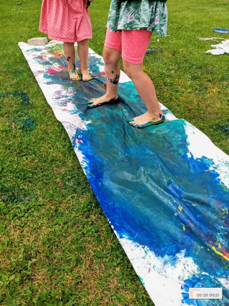 Malen mit den Füßen