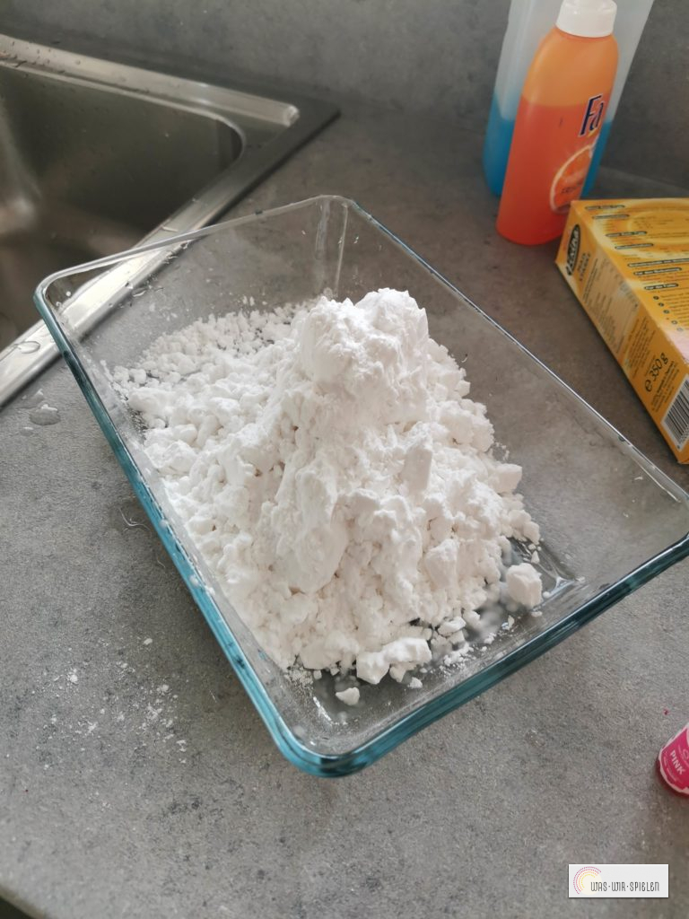 Oobleck besteht aus Stärke und Wasser