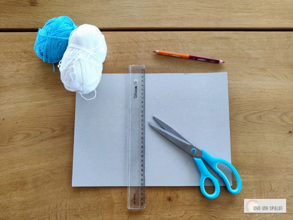 Material - Schere, Lineal, Wolle, Karton, Stift