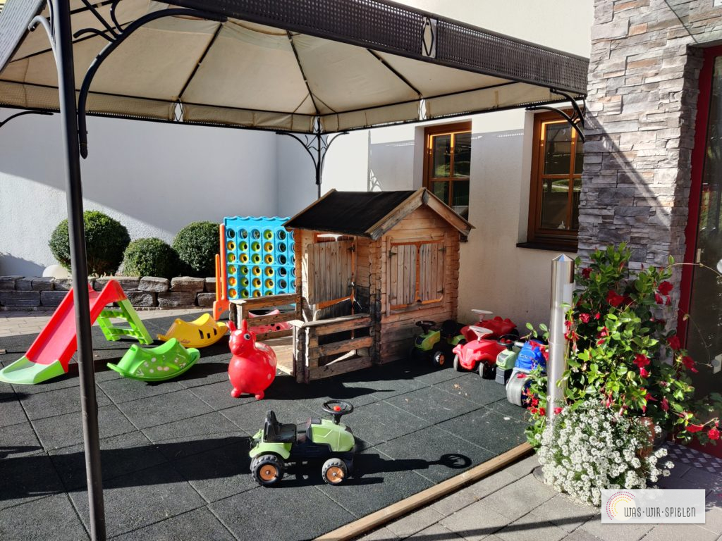 Spielbereich bei der Terasse