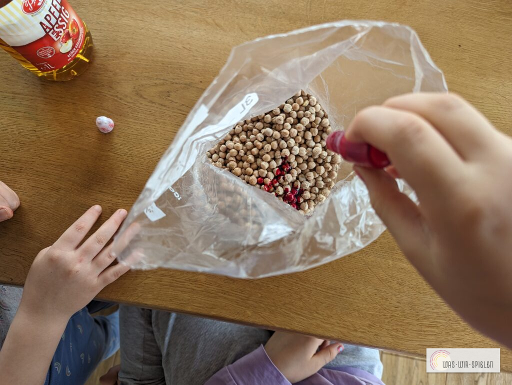 2. Lebensmittelfarbe beimengen