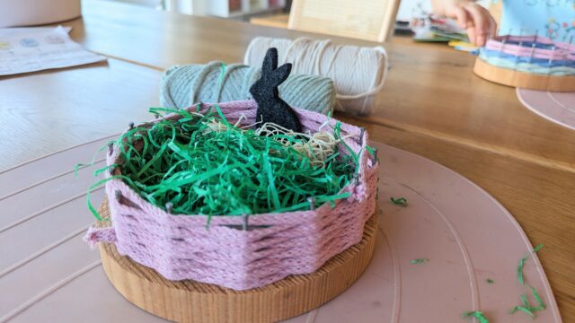 DIY Osternest – Weben mit Hilfe von Nägeln