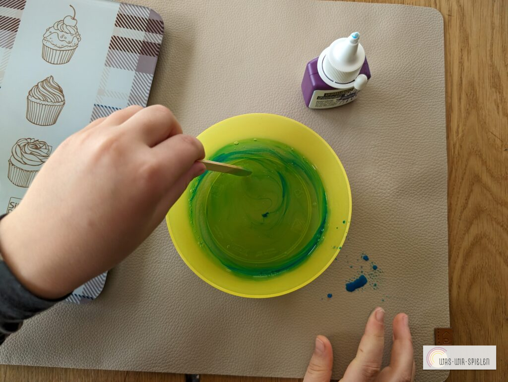 Schritt 2 - Farbe untermengen