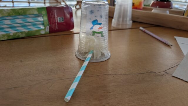 DIY Schneegestöber im Becher – upcycling Experiment
