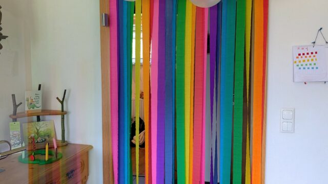 Bunte Regenbogen-Party zum 10. Geburtstag